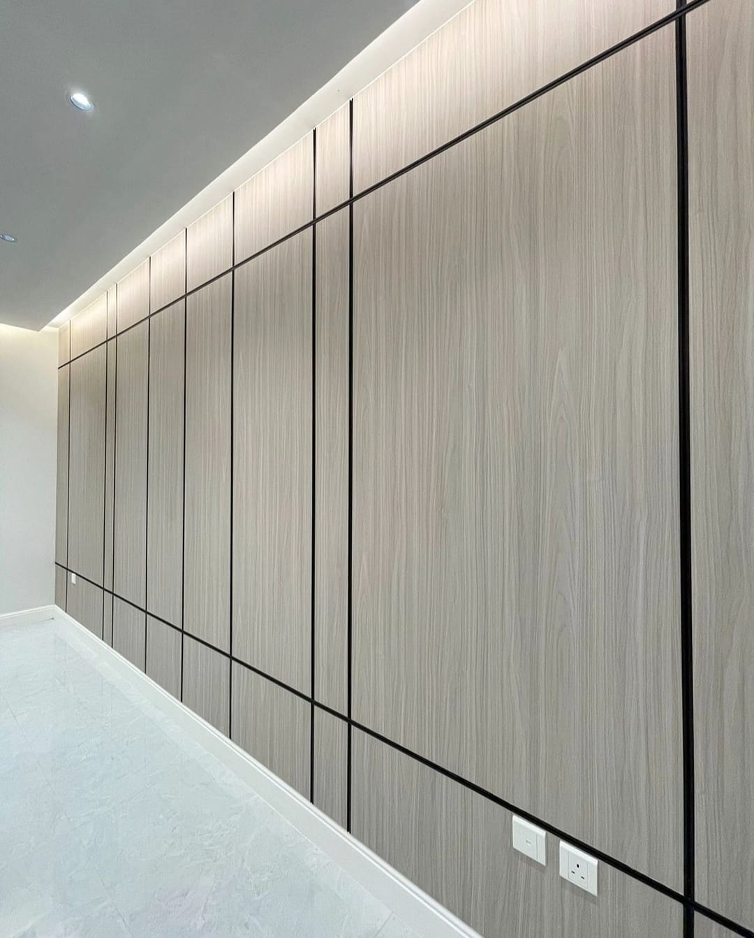 صورة ديكور إضاءة جبسية